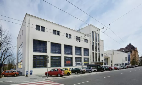 C274 Sokolovna a společenské centrum Stadion